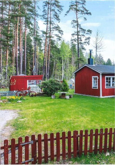 Eden Villa Örebro Exteriör bild